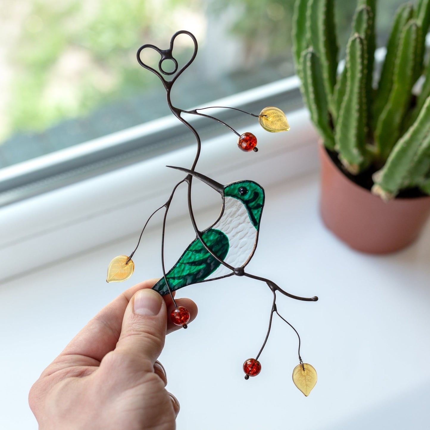 GREEN FEMALE HUMMINGBIRD