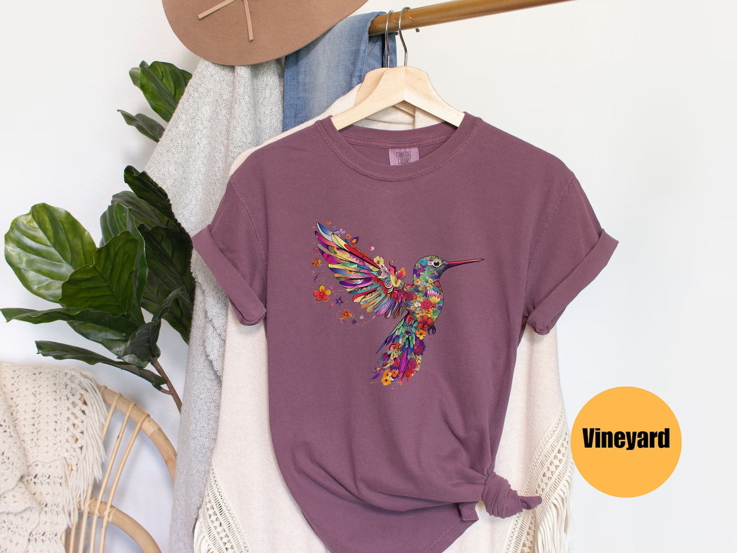 Chemise florale de colibri | Tee-shirt amoureux des animaux | T-shirts d’oiseaux | Tee-shirt tendance | Cadeau pour elle | T-shirt amoureux des oiseaux | Oiseaux de printemps | Chemise à fleurs