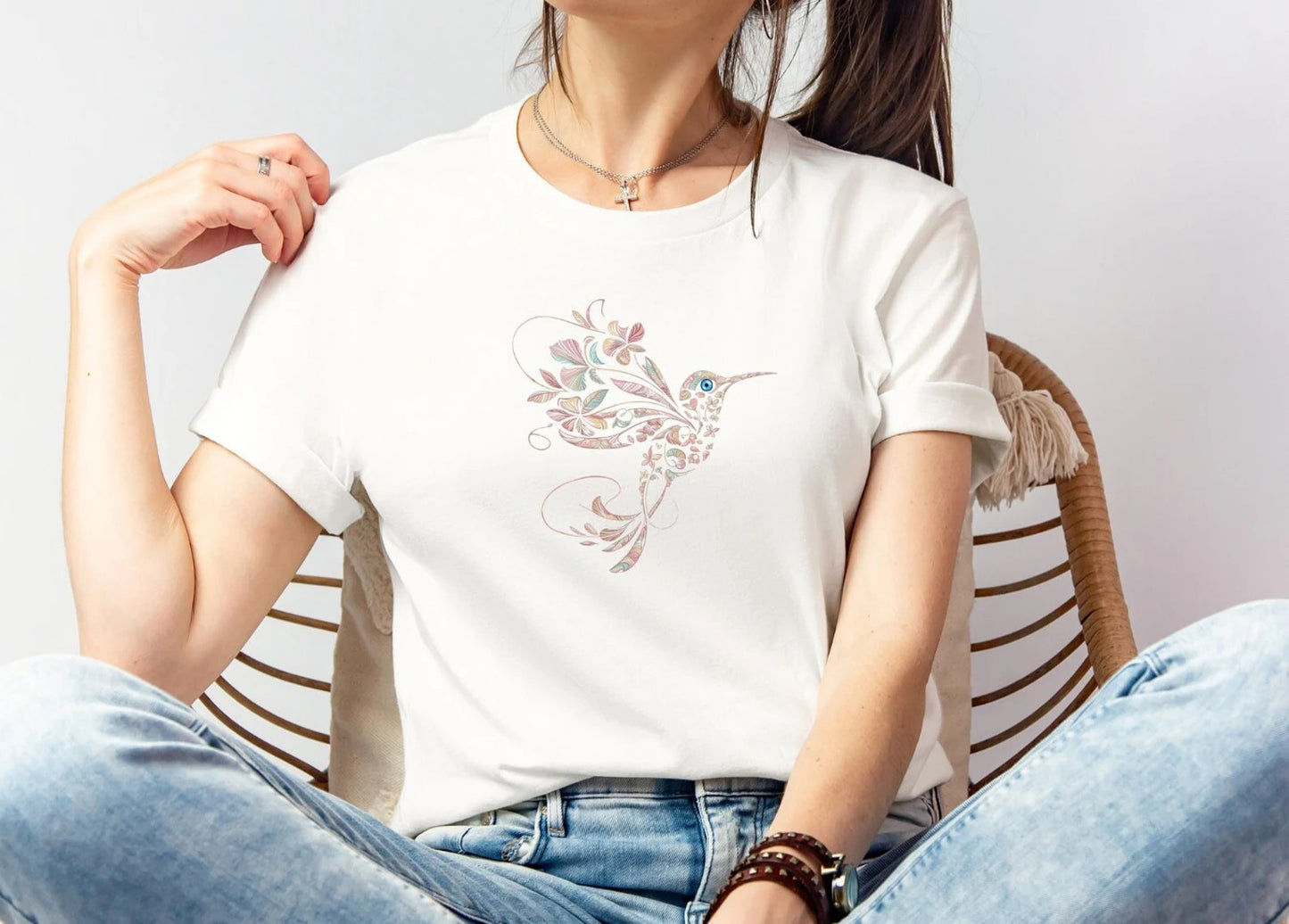 Cadeau de fête des mères Floral Hummingbird Shirt Animal Lover Tee Bird T Shirts Trendy Tee Gift For Her Bird Lover T-Shirt Spring Birds Flower