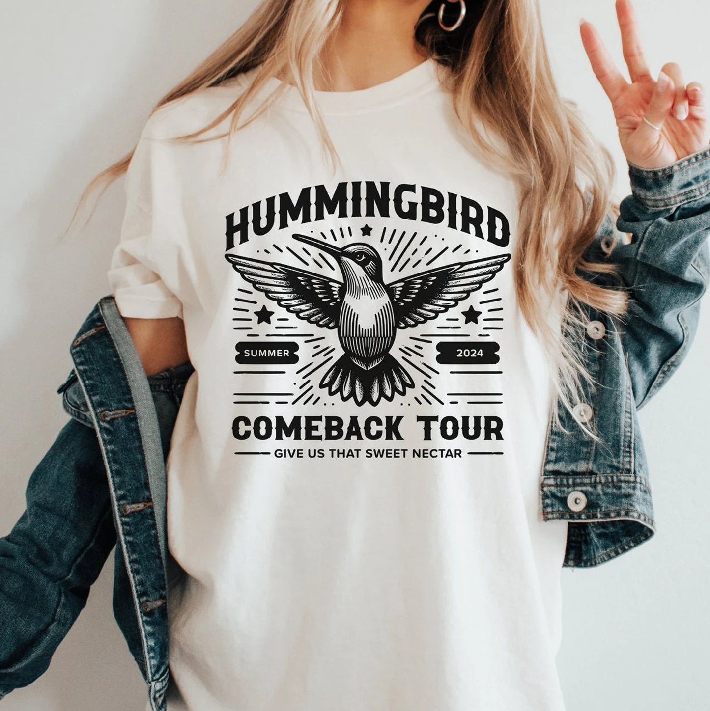 Handcrafted Unique Comfort Hummingbird T-shirt, Premium Handcrafted Designed Vintage Hummingbird Tee, Made to Order