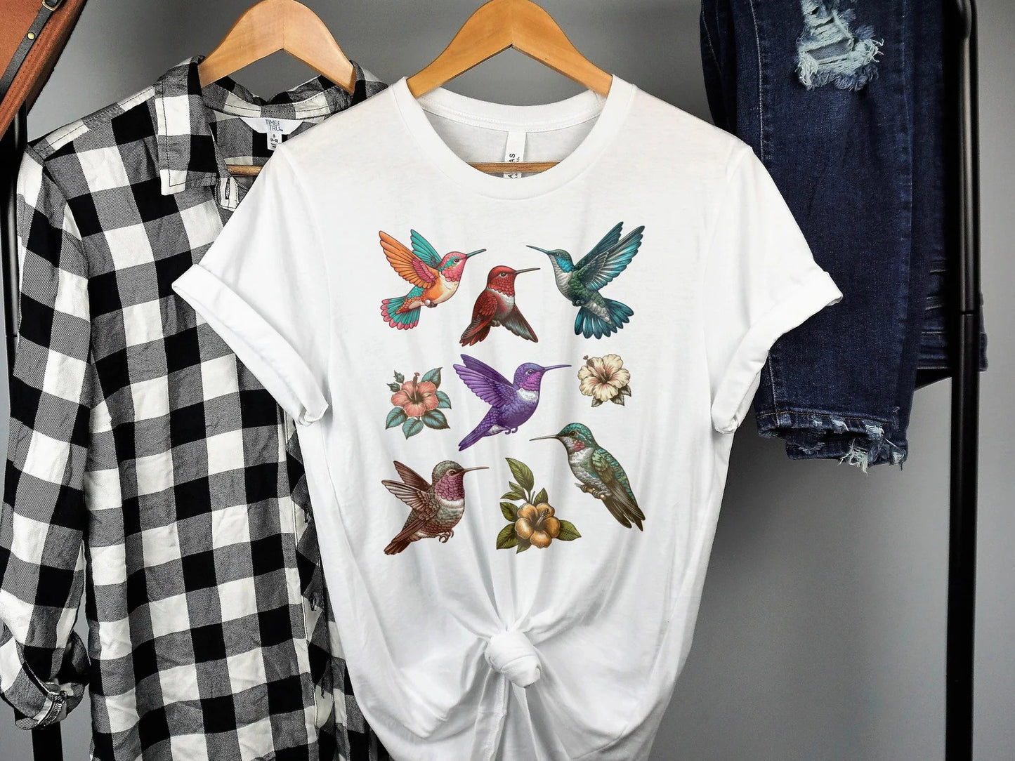 Buntes Kolibri T-Shirt, Bestes Geschenk für Kolibri Liebhaber, Vogel Illustration, Geschenk für Naturliebhaber, Muttertag für Vogelbeobachter, Naturführer