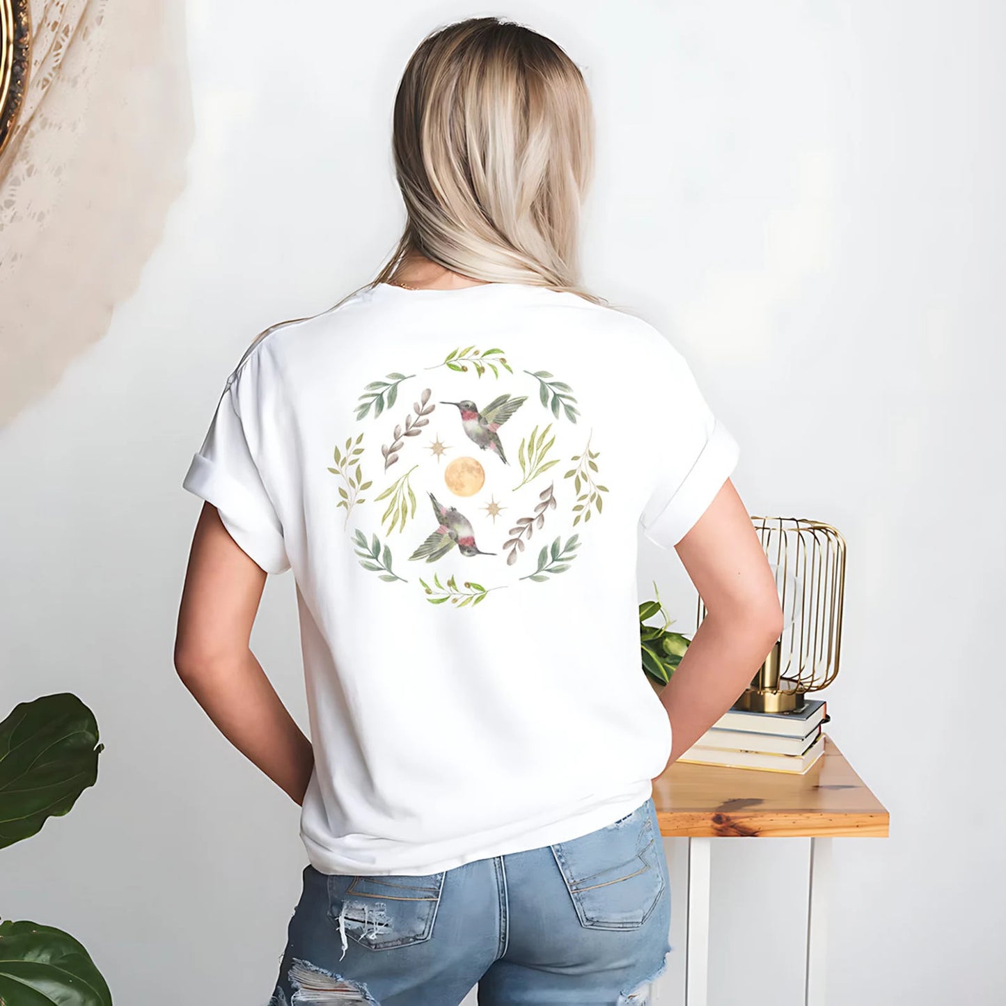 Kolibri, Blätter, Sterne und Vollmond T-Shirt | Cottagecore Wald Wahrsagung Grafik T-Shirt | Granola Girl Naturliebhaber Geschenk für Sie