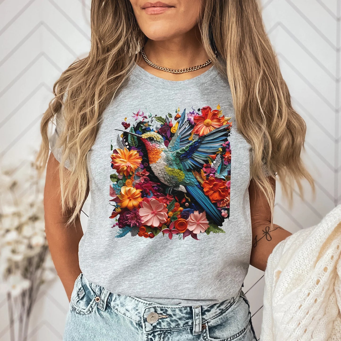 Florales Kolibri Shirt, Vogel T-Shirt, trendiges Grafik T-Shirt, Blumen Shirt, Geschenk für Tierliebhaber, Vogelliebhaber T-Shirt, Geschenk für Sie, Sommervögel