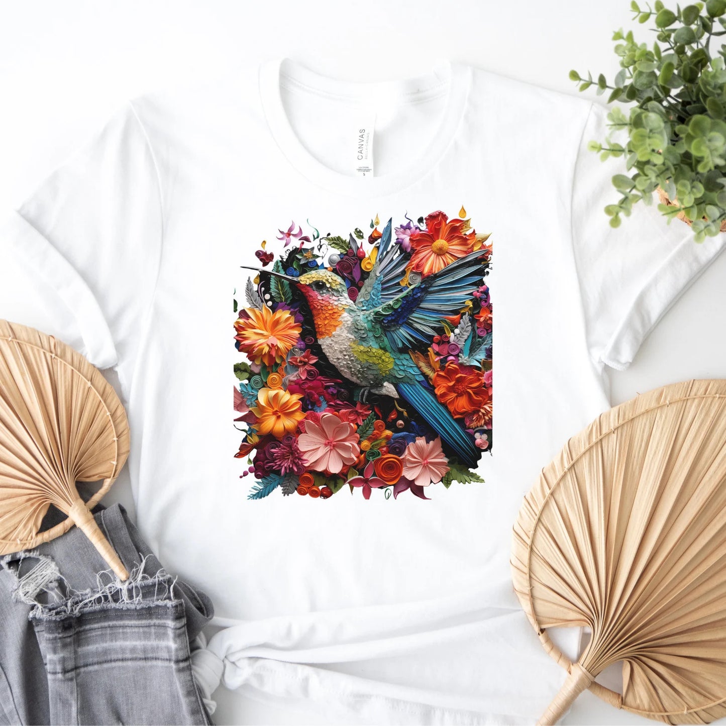 Chemise florale de colibri, T-shirt d’oiseau, tee-shirt graphique tendance, chemise à fleurs, cadeau d’amoureux des animaux, T-shirt d’amoureux des oiseaux, cadeau pour elle, oiseaux d’été