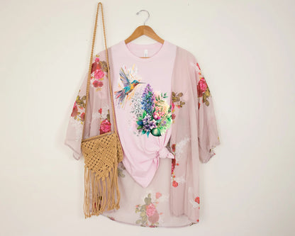 T-shirt floral Colibri, T-shirt Animal Lover, Oiseaux de printemps, Chemise fleurie, Chemise colorée, Le cadeau parfait