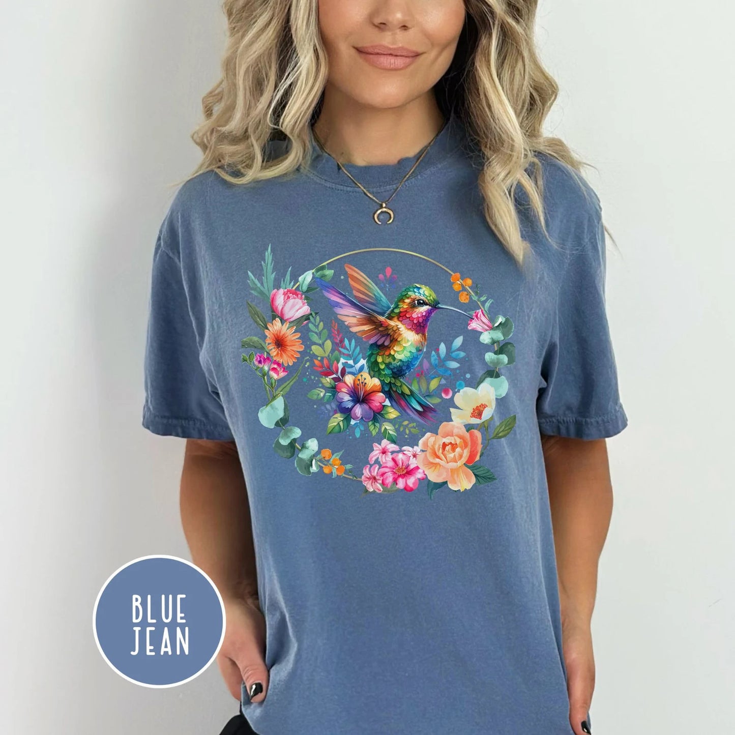 Chemise de colibri Aquarelle Chemise de couronne florale Cottagecore T Shirt Chemise de fleur d’oiseau Cadeau d’amant de colibri pour les femmes Tee graphique coloré