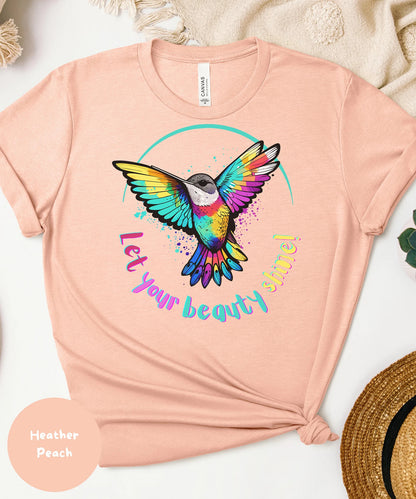 Chemise colorée de colibri | Tee-shirt amoureux des animaux | T-shirts d’oiseaux | Tee-shirt tendance | Cadeau pour elle | T-shirt amoureux des oiseaux | Oiseaux de printemps | Chemise de beauté