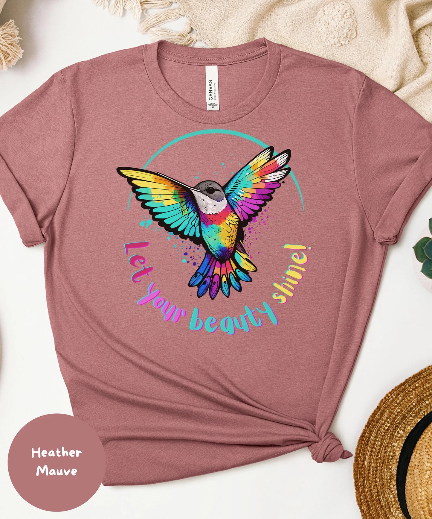 Chemise colorée de colibri | Tee-shirt amoureux des animaux | T-shirts d’oiseaux | Tee-shirt tendance | Cadeau pour elle | T-shirt amoureux des oiseaux | Oiseaux de printemps | Chemise de beauté