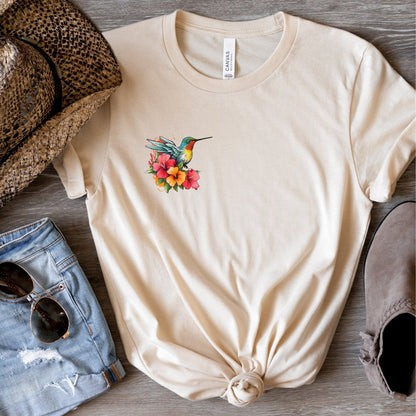 Chemises d’oiseaux, T-shirt floral colibri, tee-shirt amoureux de la nature, t-shirt amoureux des oiseaux, printemps, fleur d’hibiscus, cadeau pour elle, tropical, simple, mignon