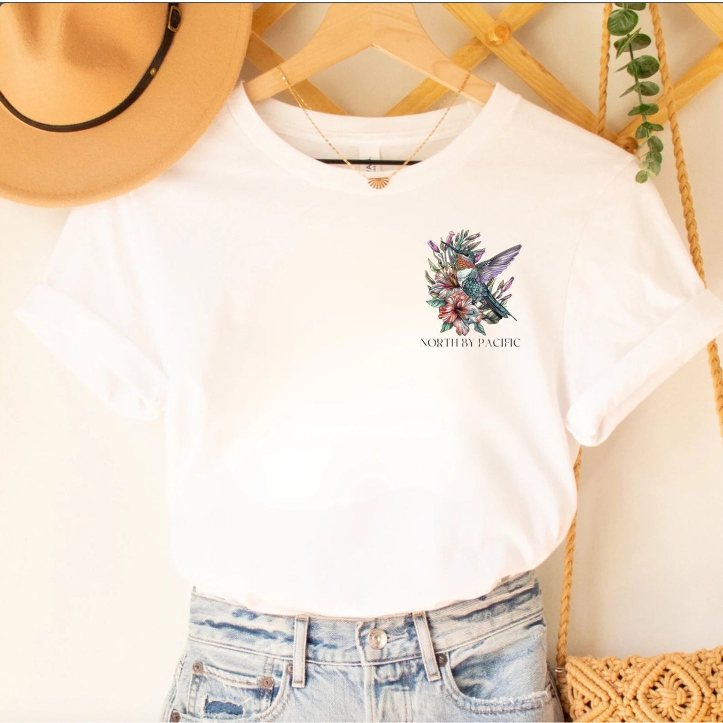 Eco Friendly Vintage Hummingbird T-Shirt - Floral Shirt - Birdwatching Tee, Nature Lover Gift, Animal Lover Gift