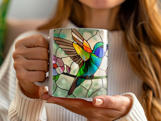 Tasse en vitrail de colibri, délicieuse tasse pour les amateurs d'oiseaux, cadeau artistique pour les admirateurs de la nature, tasse à café décorative en forme de colibri